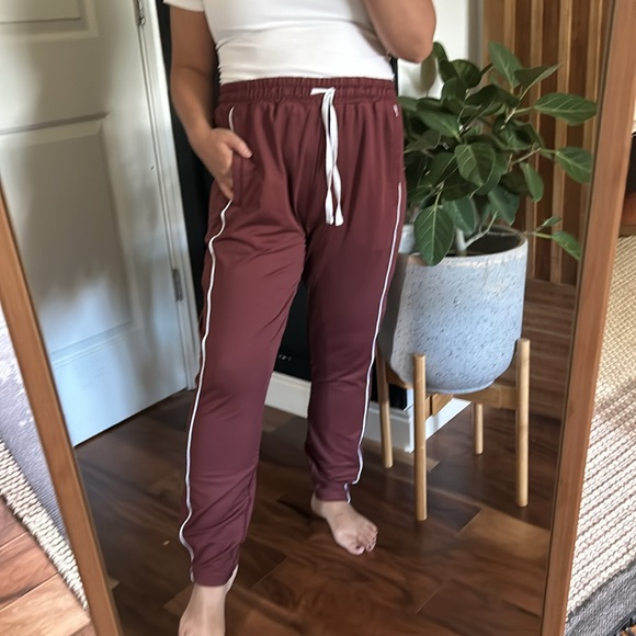 GYMSHARK Recess Jogger. Size M - Picture 9 of 10